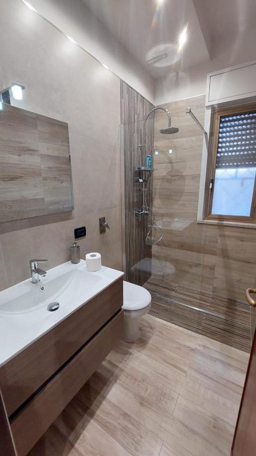 Casa Vacanze L'Isola Del Relax อิโซลา เดลเล เฟมมิเน ภายนอก รูปภาพ